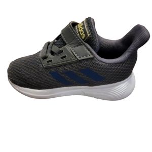 Adidas toddler shoes size 6 NWOT